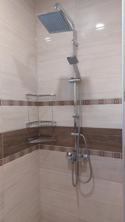 Апартамент Pink & Blue - 2Bdr With Balcony - Wi-Fi Varna Exterior photo