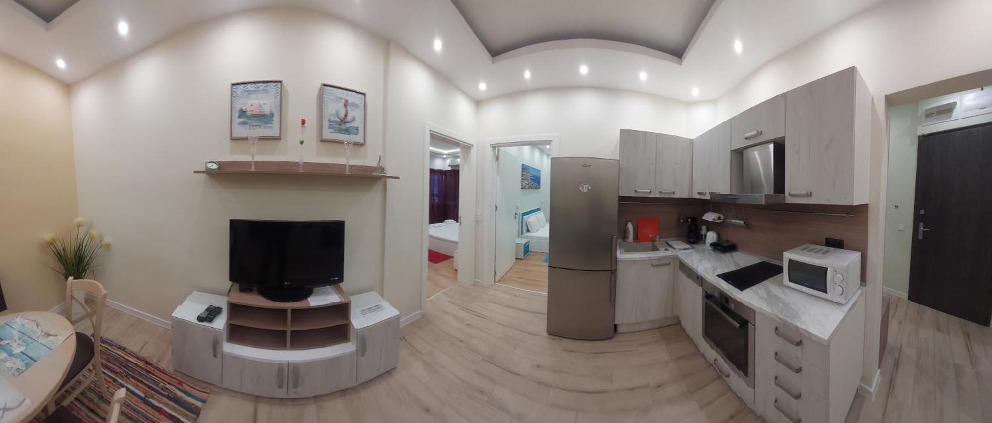 Апартамент Pink & Blue - 2Bdr With Balcony - Wi-Fi Varna Exterior photo